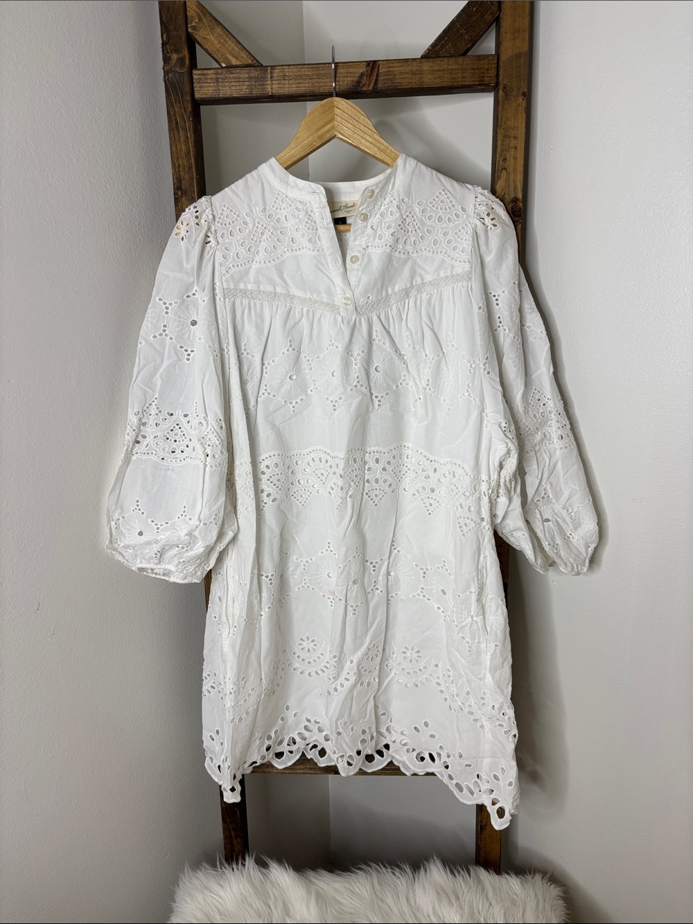 Universal Thread White Eyelet Mini Dress Size M